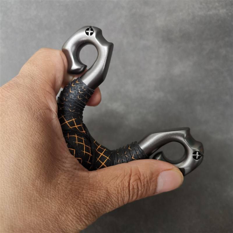 Twelve millimeters of soul-crossing short left hand